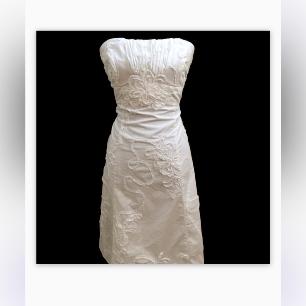 White House Black Market Strapless White Dress - Picture 2 of 5